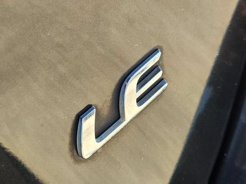 Used 2014 Toyota Corolla LE FWD image 12