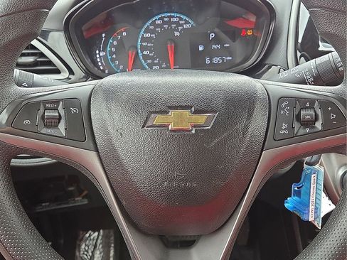 Used 2021 Chevrolet Spark LT image 32
