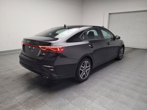 Used 2019 Kia Forte S w/ S Premium Package image 9