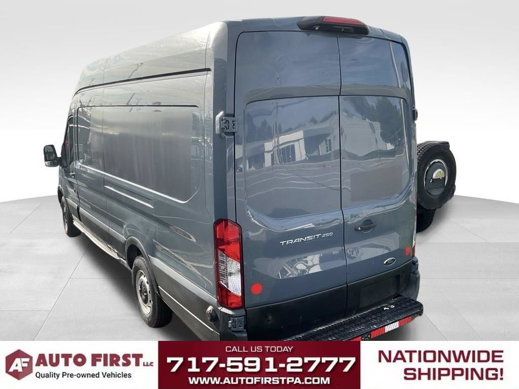 Used 2020 Ford Transit 250 148 High Roof Extended RWD image 3