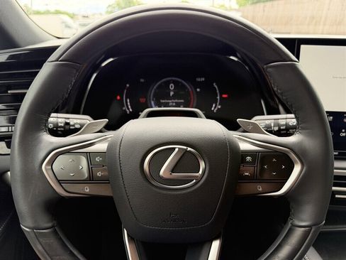Used 2024 Lexus RX 350 AWD w/ Convenience Package image 34