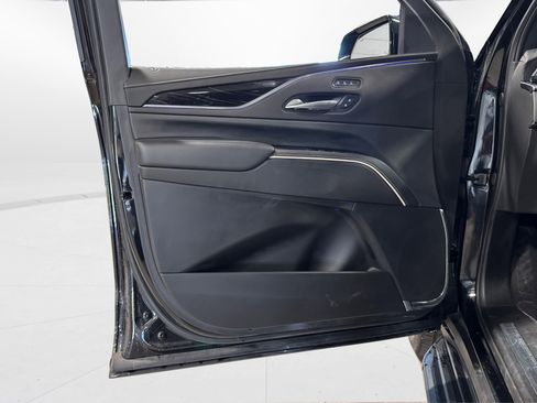 Used 2024 Cadillac Escalade Sport image 16