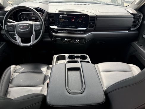 Used 2025 GMC Sierra 1500 SLT RWD image 14