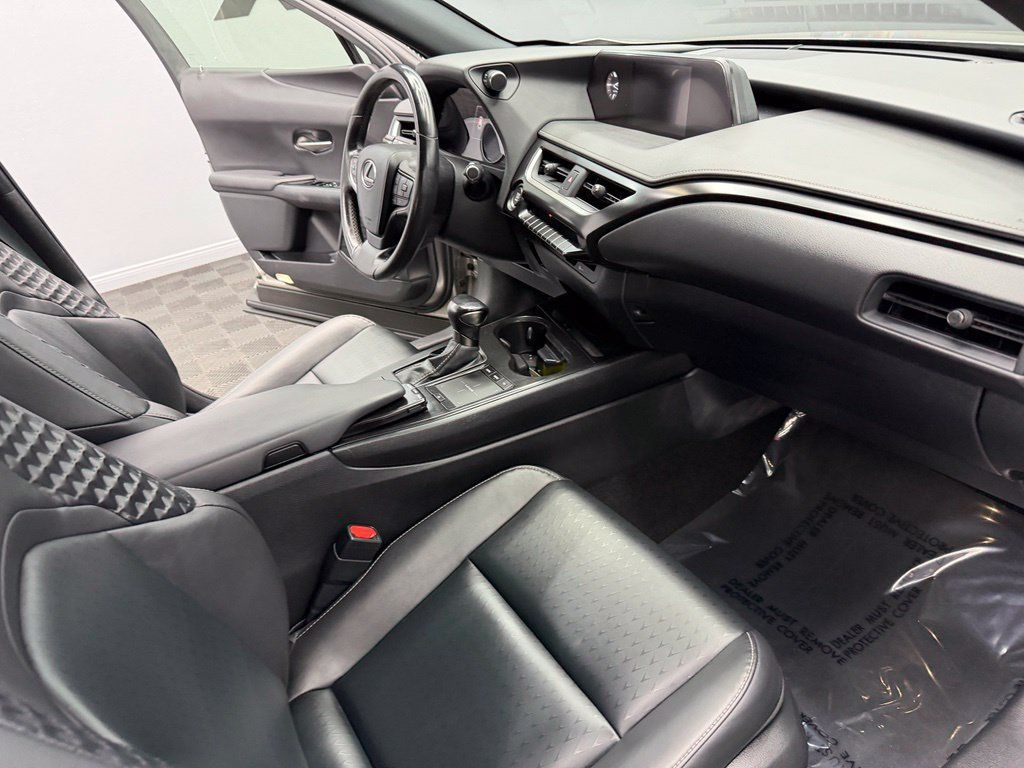 Used 2021 Lexus UX 200 w/ Accessory Package (Z1) FWD image 51