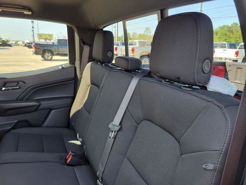 New 2026 GMC Canyon Elevation w/ Convenience Package image 25