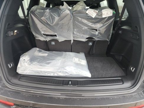 New 2025 Jeep Grand Cherokee L Limited image 23