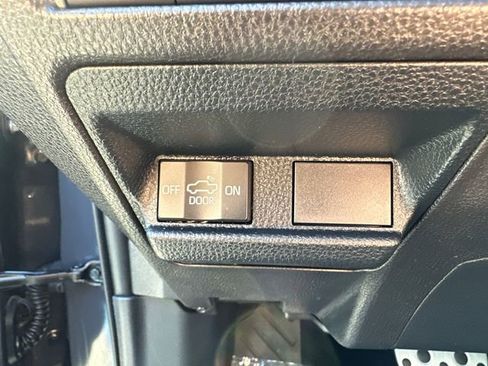 Used 2024 Toyota Tacoma TRD Sport w/ TRD Sport Upgrade Package AWD/4WD image 36