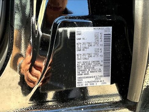 New 2025 Nissan Frontier PRO-4X image 8