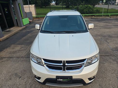 Used 2016 Dodge Journey SXT FWD image 4
