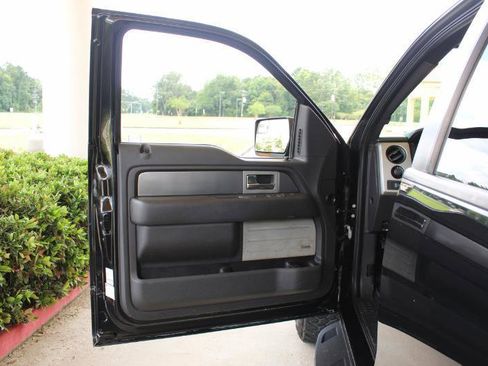 Used 2014 Ford F150 Raptor w/ Equipment Group 801A Luxury AWD/4WD image 27