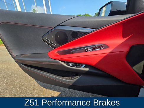Used 2023 Chevrolet Corvette Stingray Preferred Cpe w/ Z51 Performance Package RWD image 18