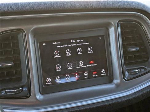 Used 2022 Dodge Challenger SXT image 13