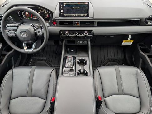 New 2025 Honda Pilot EX-L image 5