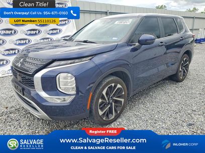 Used 2023 Mitsubishi Outlander SE