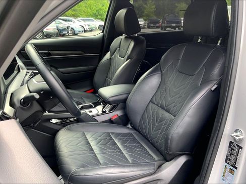 Used 2025 Kia Telluride EX X-Line AWD/4WD image 27