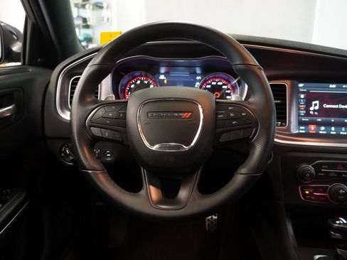 Used 2018 Dodge Charger R/T Scat Pack image 17