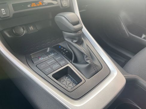 Used 2025 Toyota RAV4 LE image 25