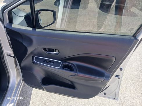Used 2020 Nissan Versa SR w/ Convenience Package FWD image 15
