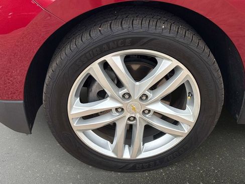 Used 2020 Chevrolet Equinox Premier AWD/4WD image 10