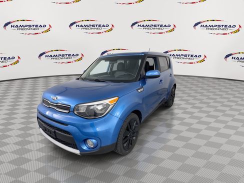 Used 2019 Kia Soul + image 4