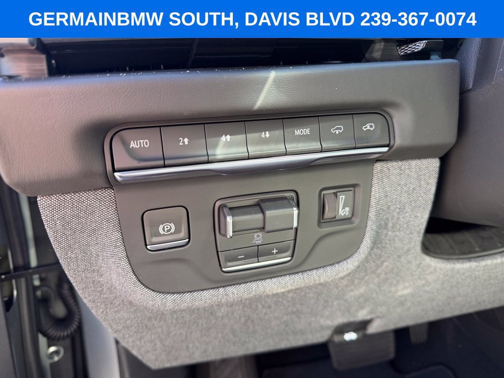 Used 2025 Cadillac Escalade Sport Platinum AWD/4WD image 14