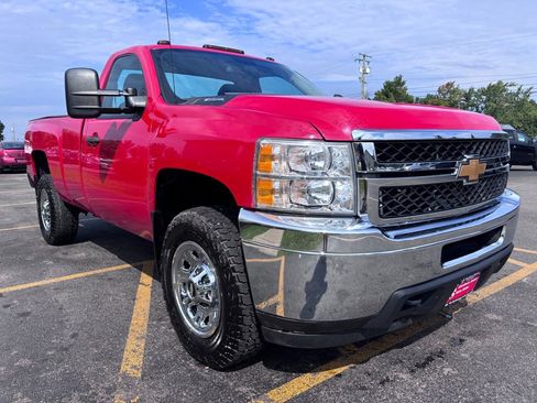 Used 2013 Chevrolet Silverado 3500 W/T w/ Snow Plow Prep Package AWD/4WD image 4