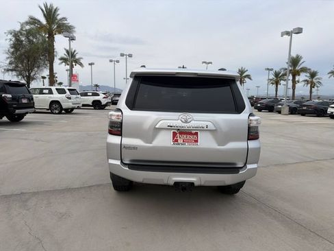 Certified 2022 Toyota 4Runner SR5 RWD image 6
