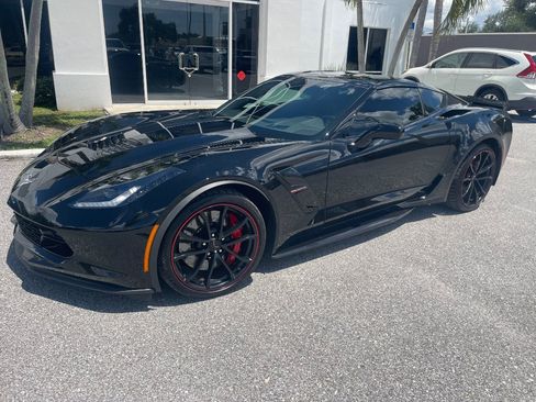 Used 2019 Chevrolet Corvette Grand Sport RWD image 3