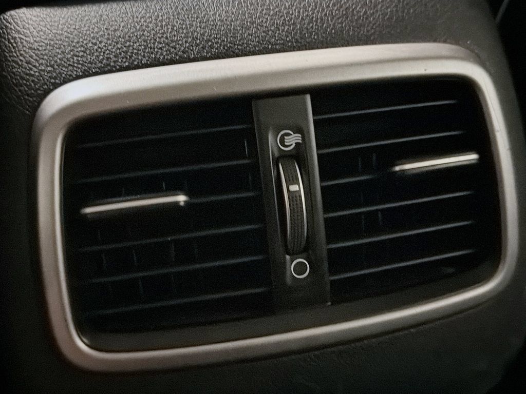Used 2019 Kia Sorento AWD image 35