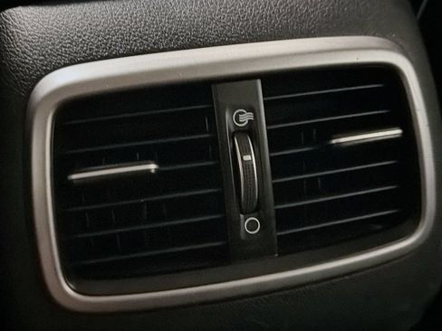 Used 2019 Kia Sorento AWD image 35