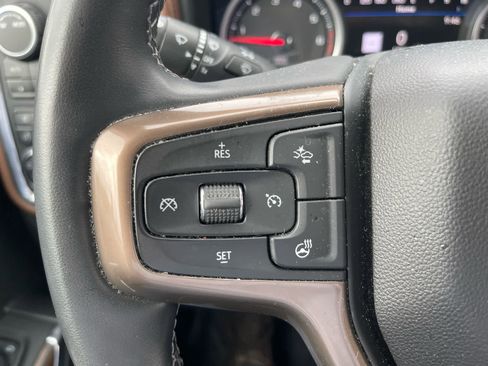 Used 2023 Chevrolet Silverado 2500 High Country w/ Z71 Off-Road Package AWD/4WD image 14