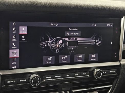 Used 2019 Porsche Macan AWD/4WD image 37