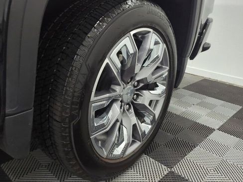 Used 2025 GMC Sierra 1500 Denali AWD/4WD image 33