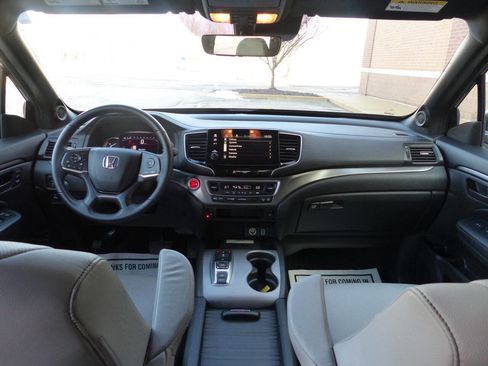 Used 2023 Honda Passport EX-L image 37