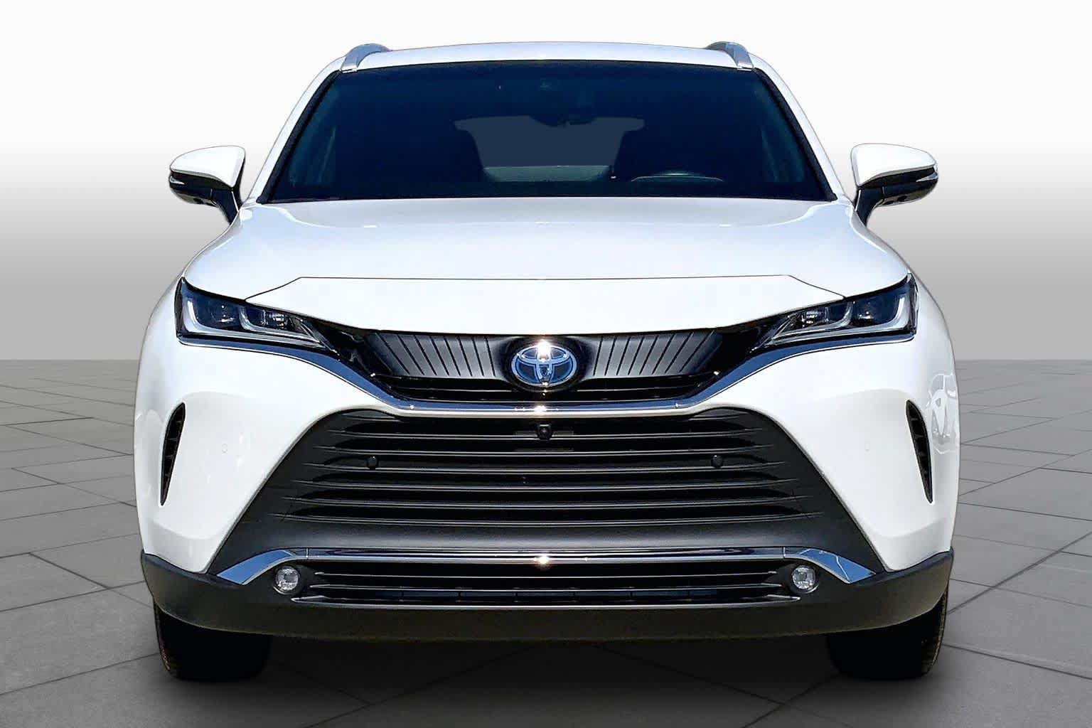 Used 2024 Toyota Venza Limited AWD/4WD image 4