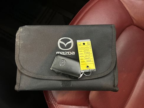 Used 2025 MAZDA CX-5 Carbon Edition image 34