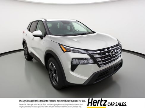 Used 2025 Nissan Rogue SV FWD image 1