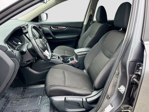 Used 2019 Nissan Rogue S w/ Special Edition Package AWD/4WD image 19