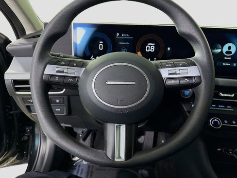 Used 2025 Hyundai Sonata SE image 14