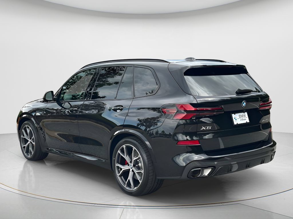 New 2026 BMW X5 xDrive50e w/ M Sport Package AWD/4WD image 7