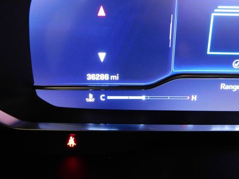 Used 2023 Chevrolet Tahoe RST image 34