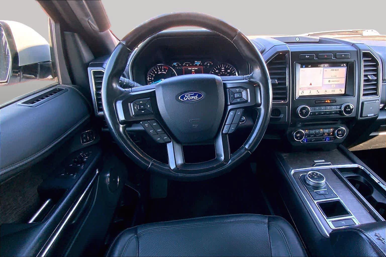 Used 2018 Ford Expedition Max Limited RWD image 6