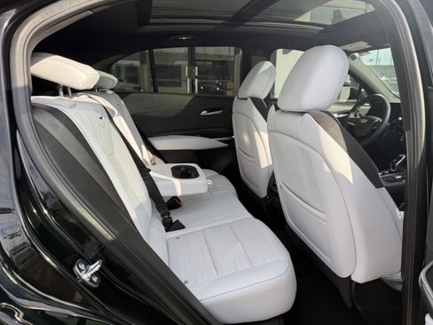 Used 2025 Cadillac XT4 Sport image 26