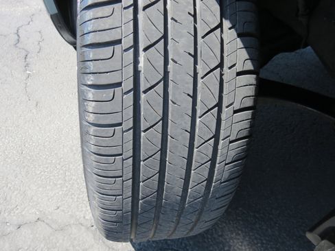 Used 2010 Subaru Forester 2.5X image 32