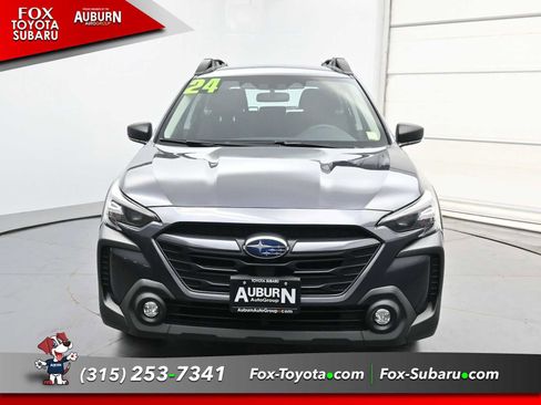 Used 2024 Subaru Outback AWD/4WD image 3