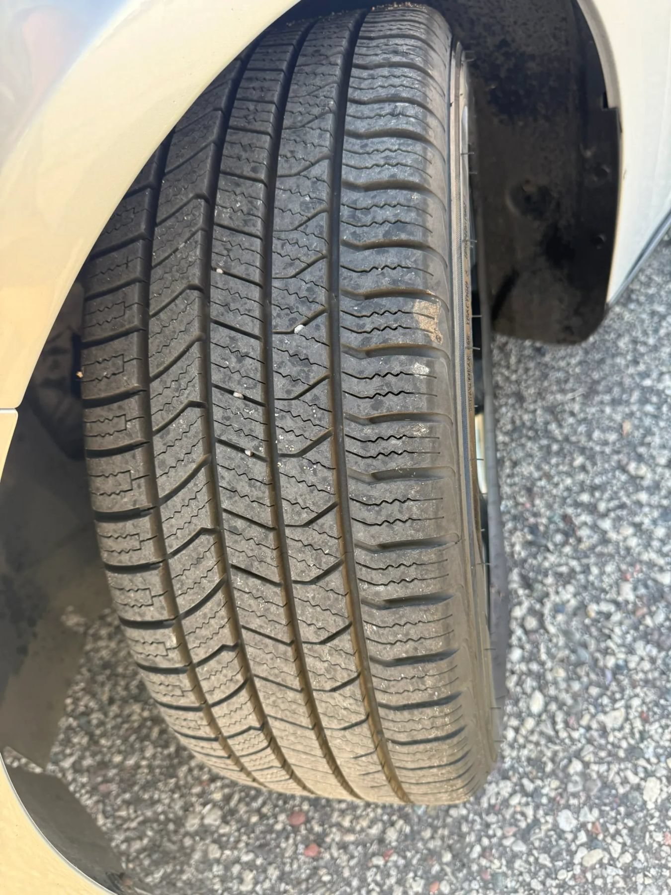 Used 2014 Ford Focus SE w/ Equipment Group 201A FWD image 18