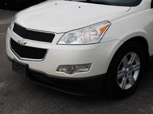 Used 2012 Chevrolet Traverse LT image 26