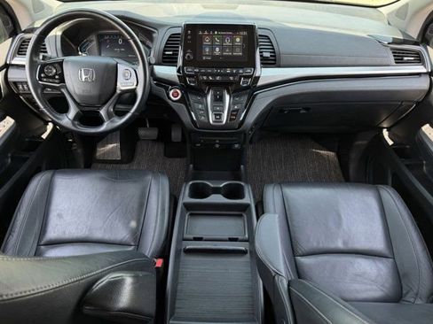 Used 2022 Honda Odyssey Touring image 11