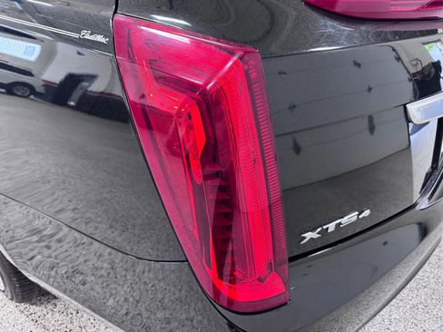 Used 2015 Cadillac XTS Premium AWD/4WD image 10