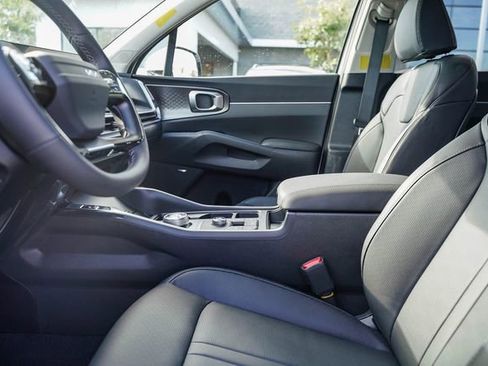 New 2026 Kia Sorento EX w/ EX Premium Package FWD image 34